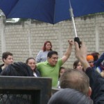 Juan Manuel saliendo del Penal de Ixcotel